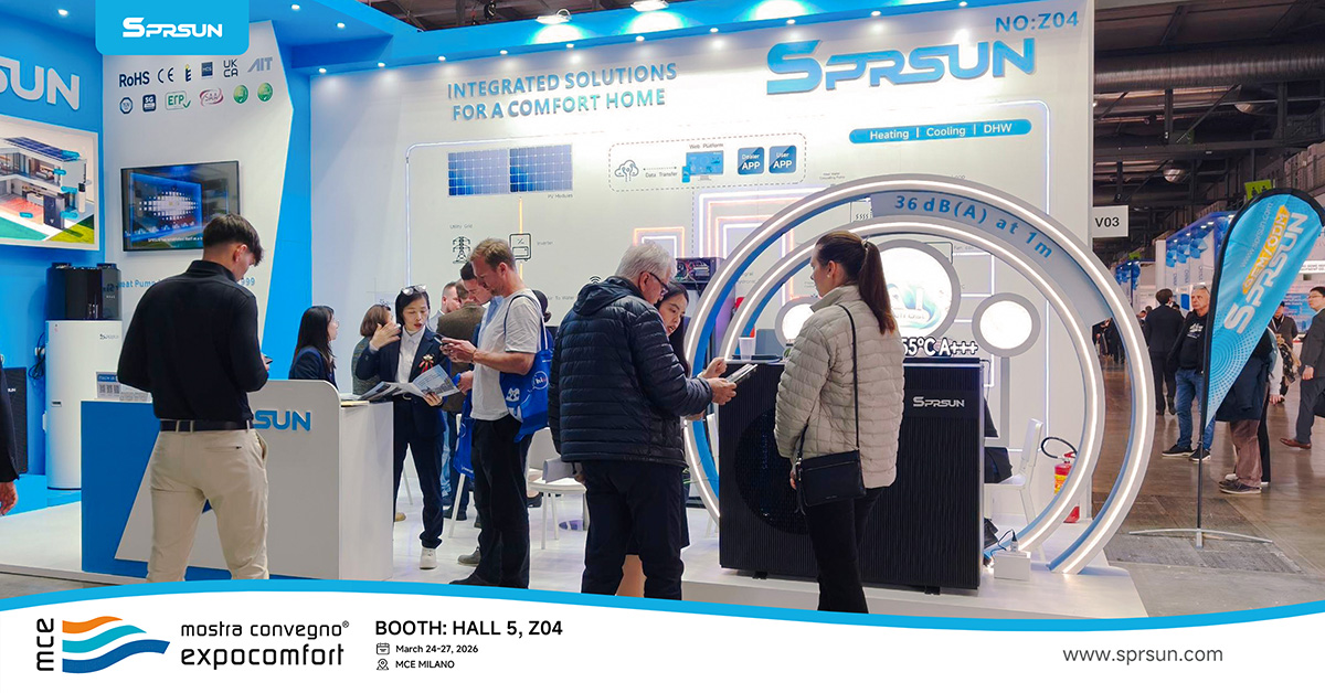 Atmosfera frenetica allo stand SPRSUN